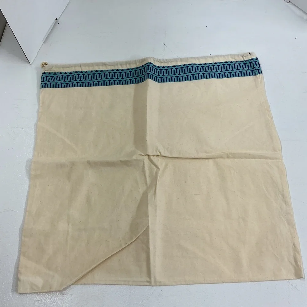 Tory Burch Cream bag cover with Blue Trim 22x22’